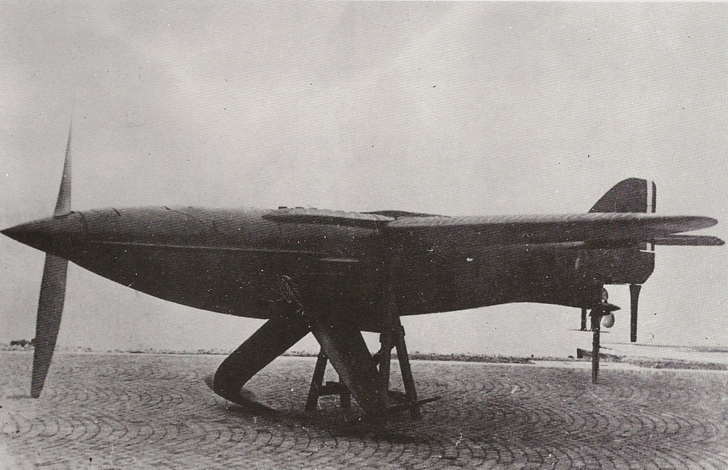 Piaggio PC7 Squadratlantica